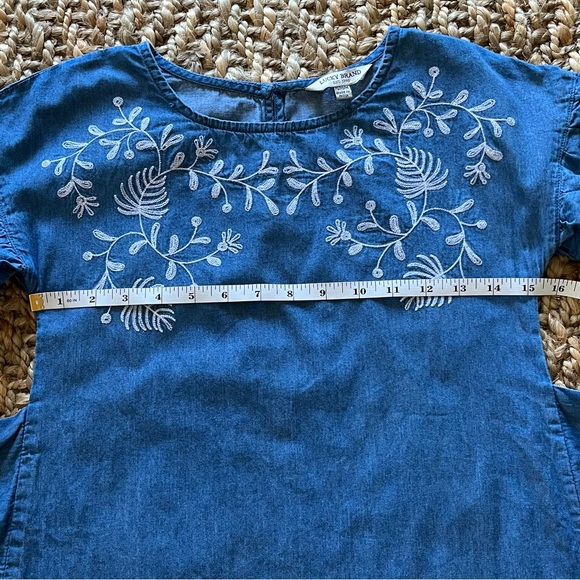 Lucky Brand Chambray Dress Denim Blue Embroidered Little Girls Medium - Picture 13 of 14